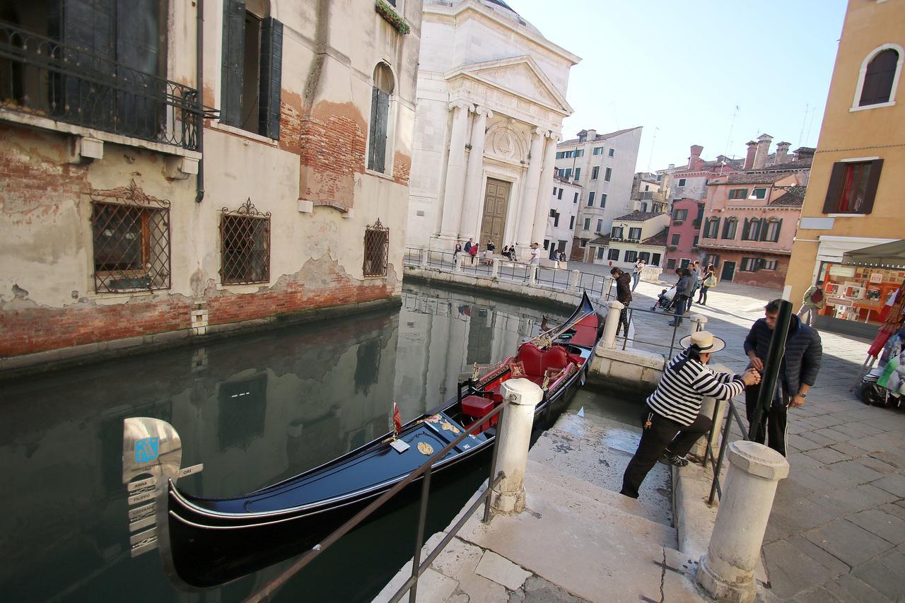 Sunny Ghetto Canalview Apartamento Venecia